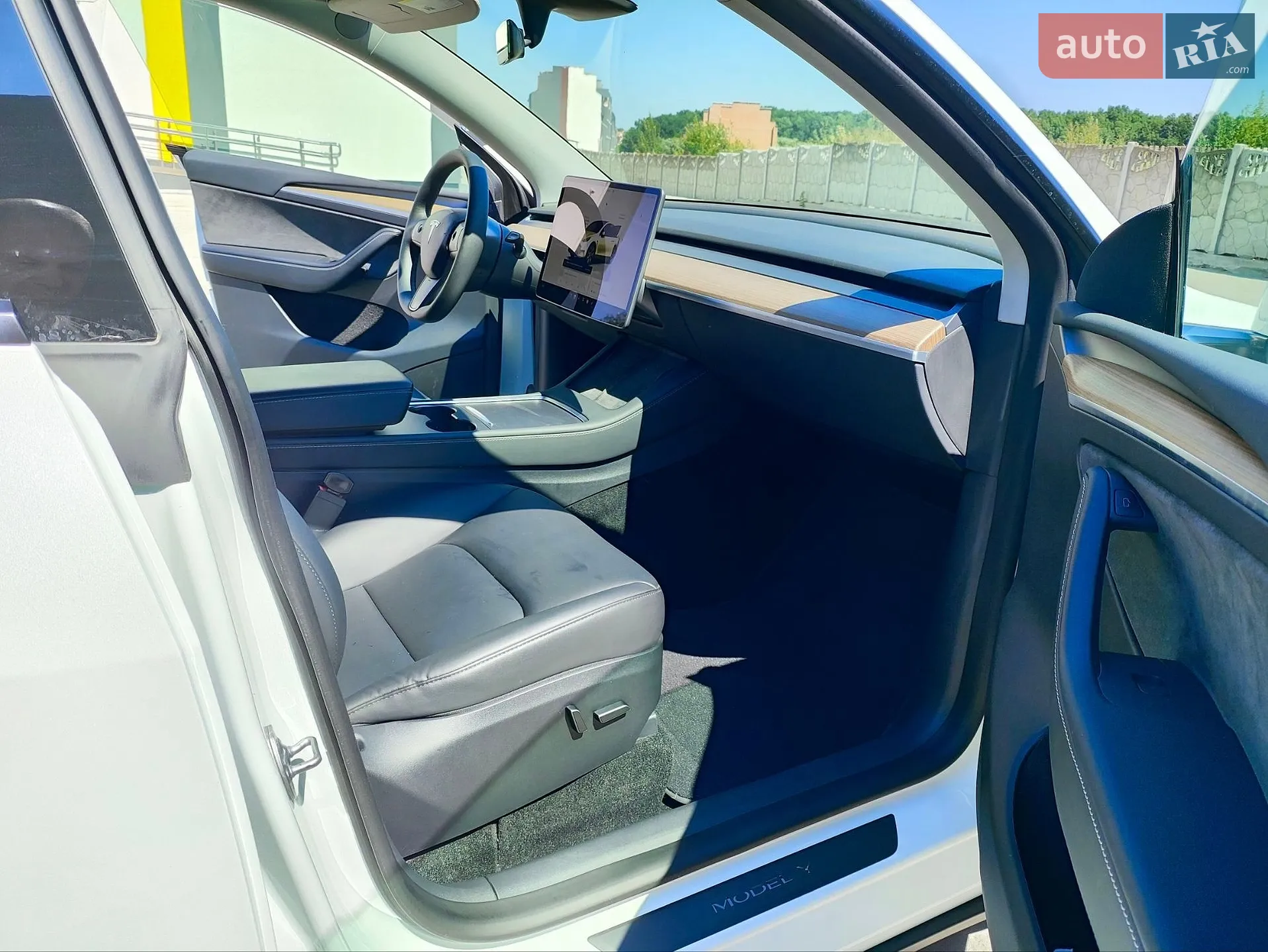 2023 Tesla Model Y - мініатюра 18