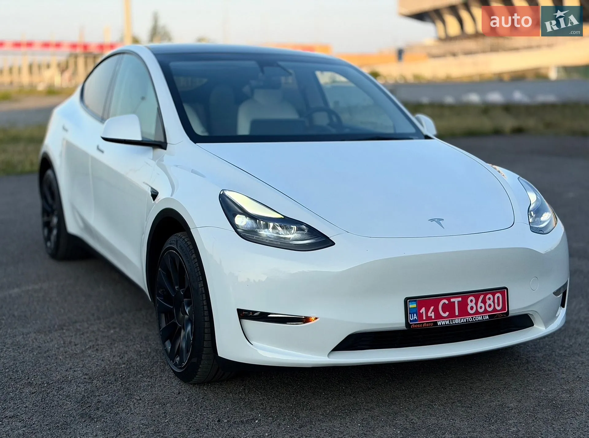 2023 Tesla Model Y - мініатюра 8