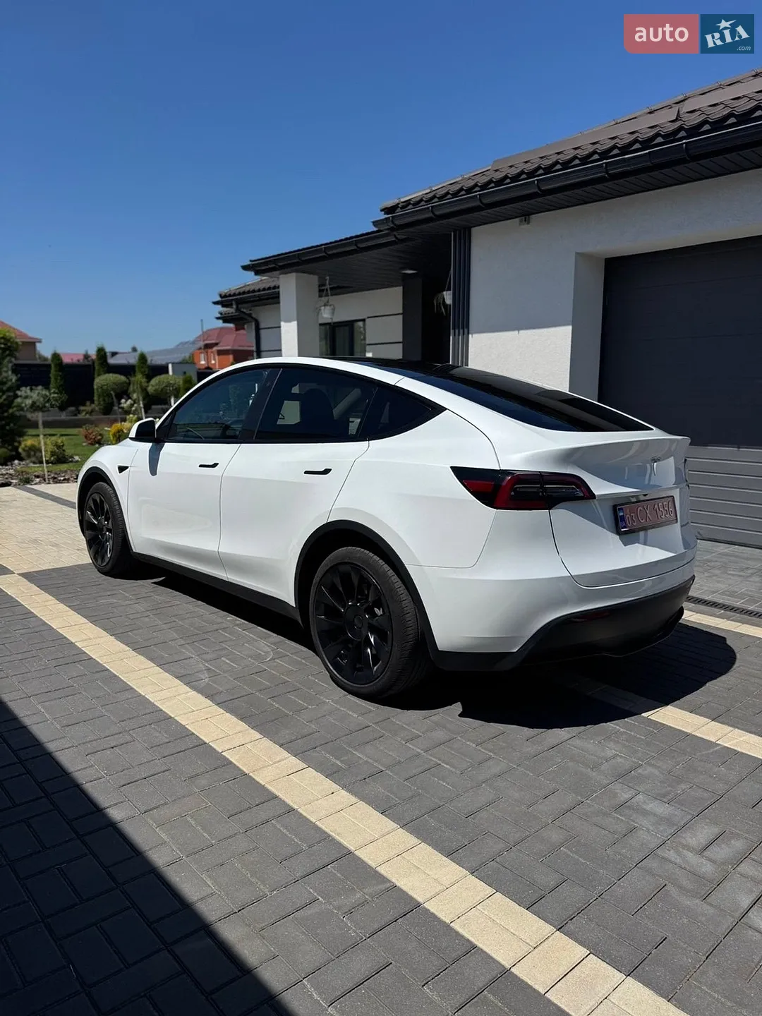 2023 Tesla Model Y - мініатюра 5