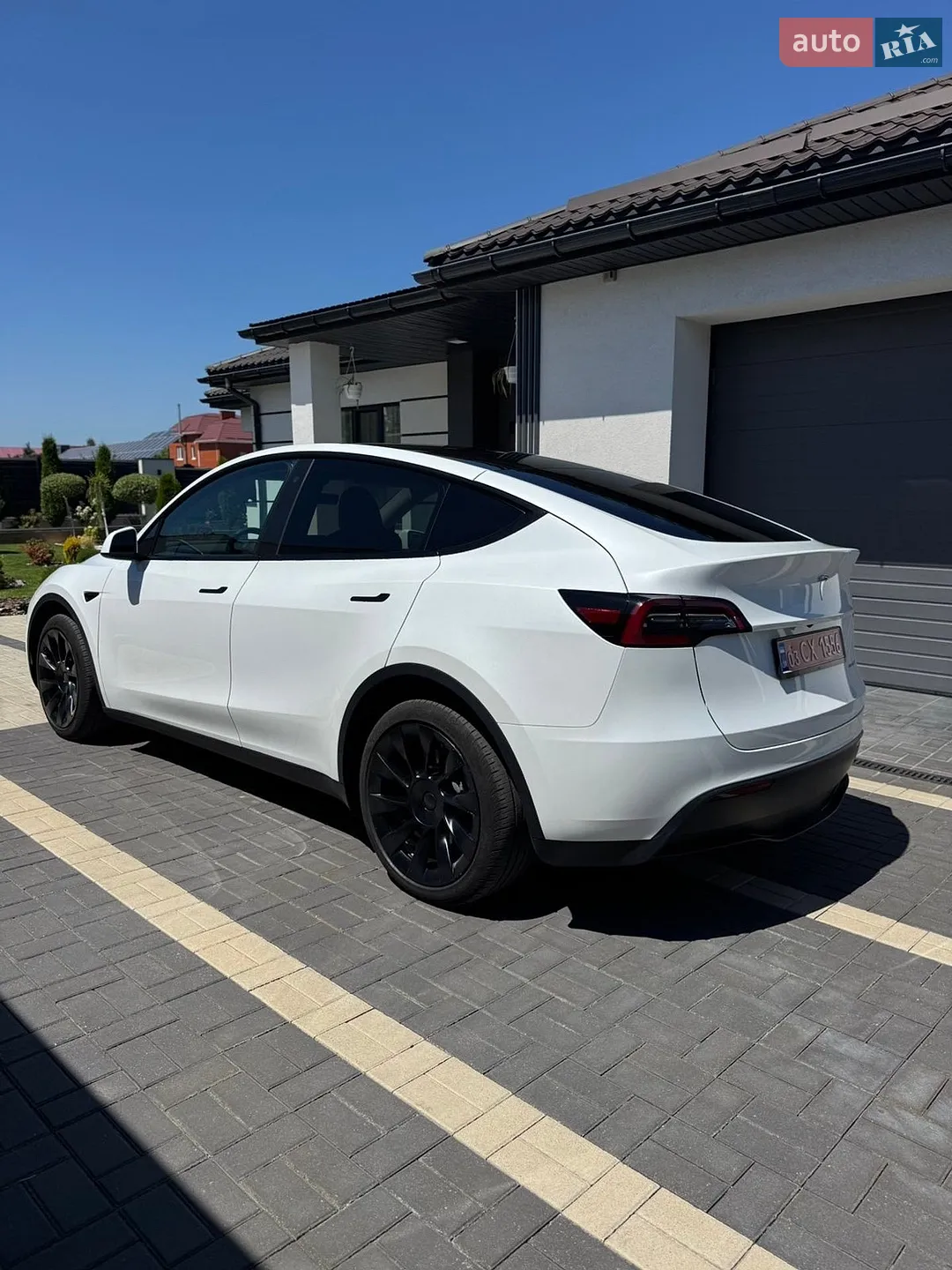 2023 Tesla Model Y - мініатюра 8