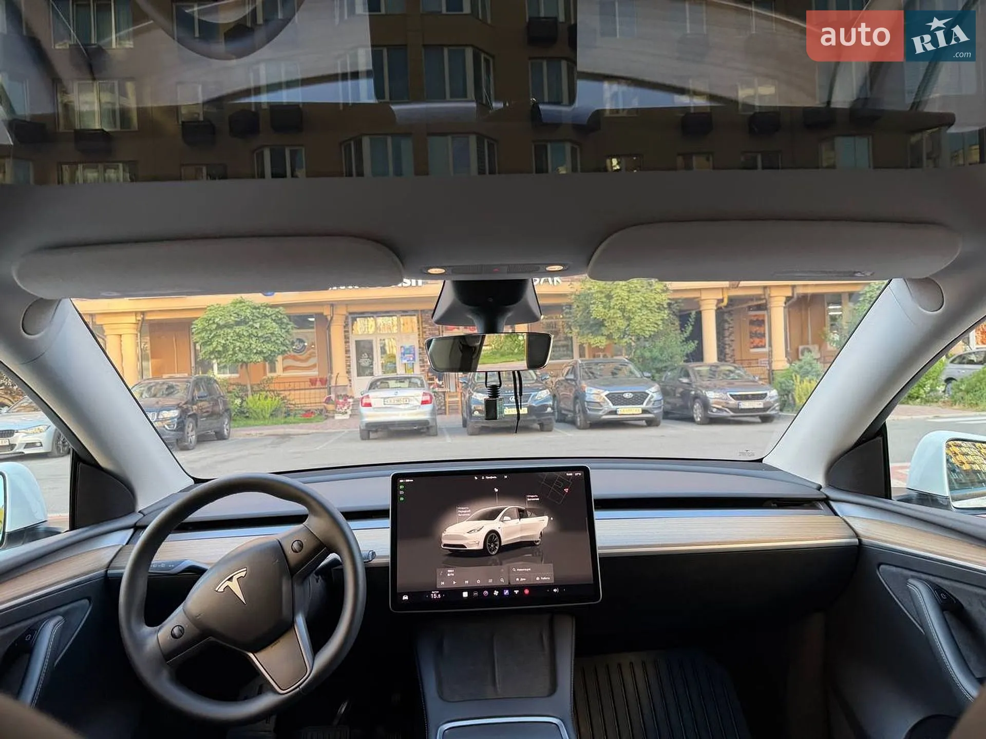 2022 Tesla Model Y - мініатюра 9