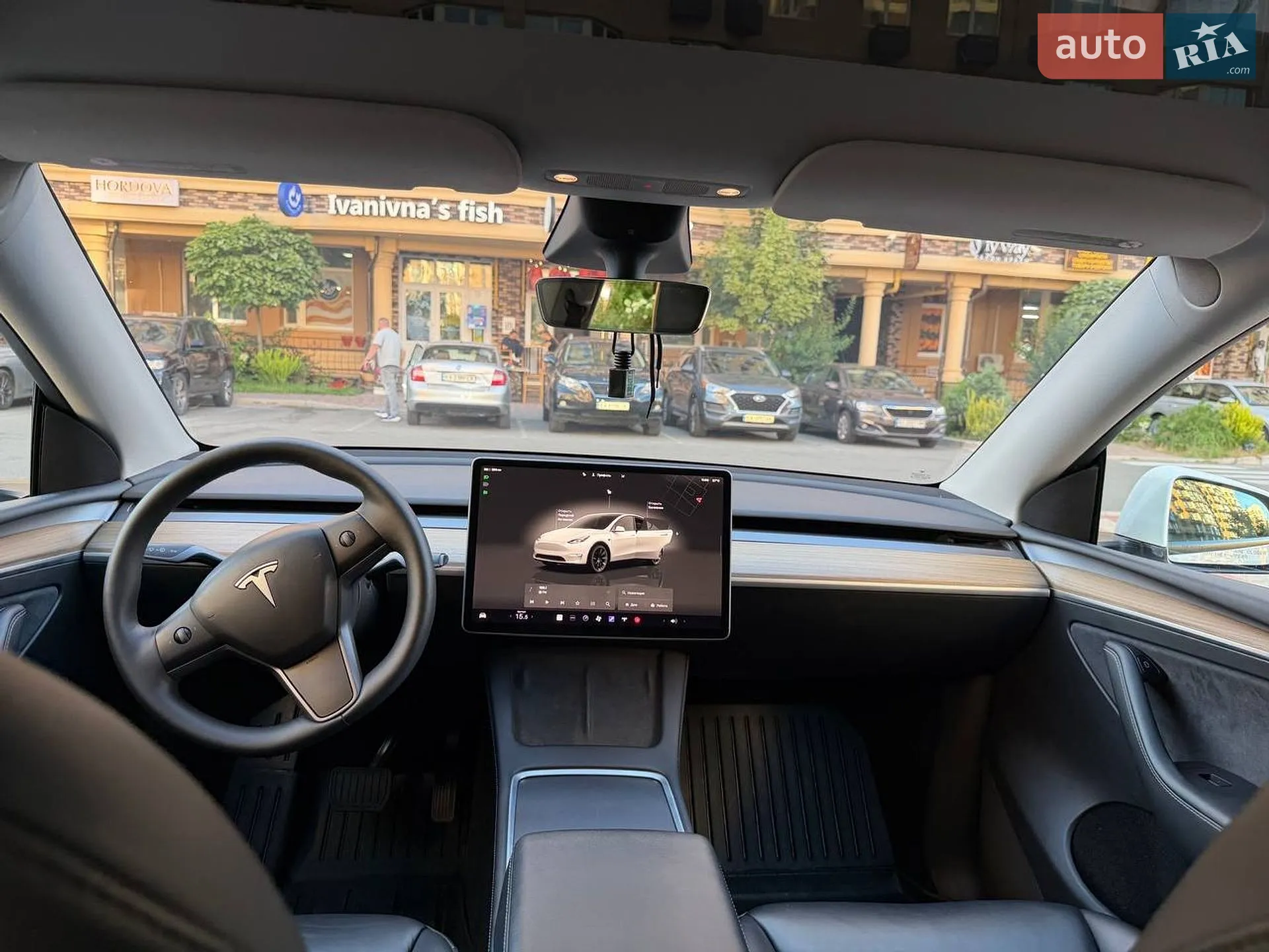2022 Tesla Model Y - мініатюра 13