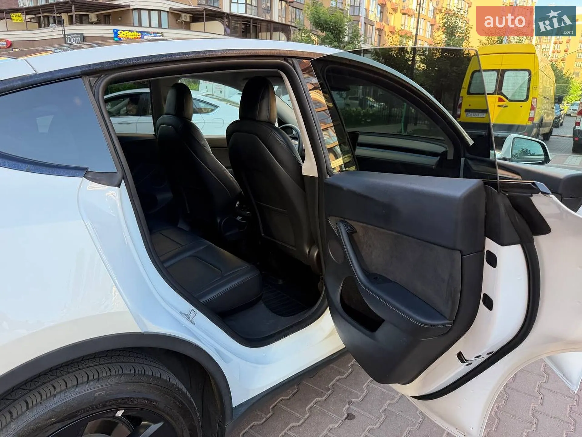 2022 Tesla Model Y - мініатюра 28