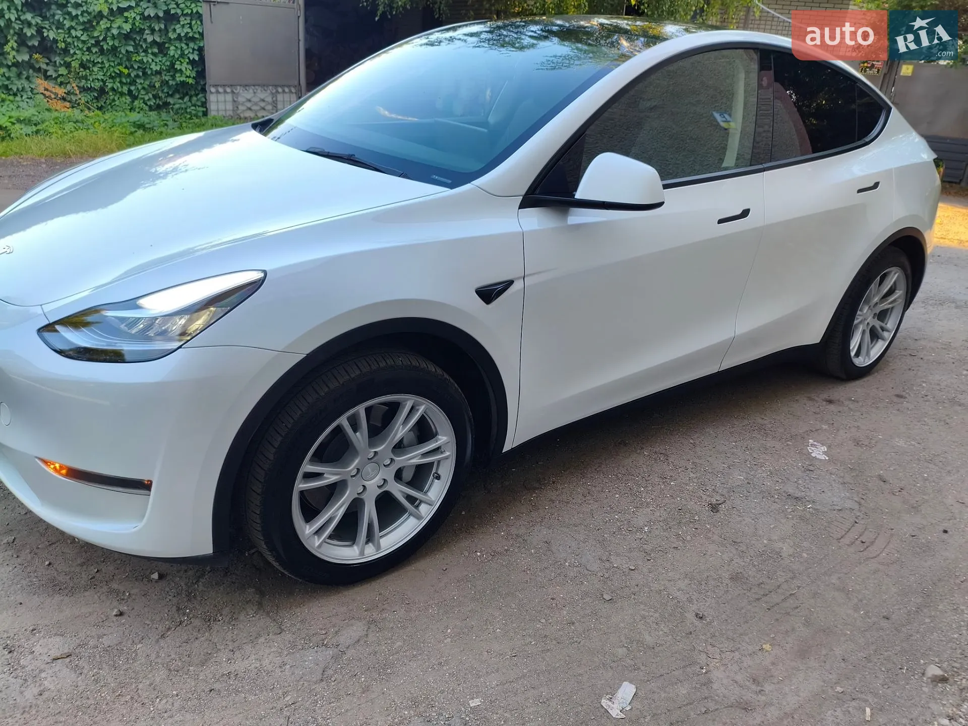 2023 Tesla Model Y - мініатюра 3
