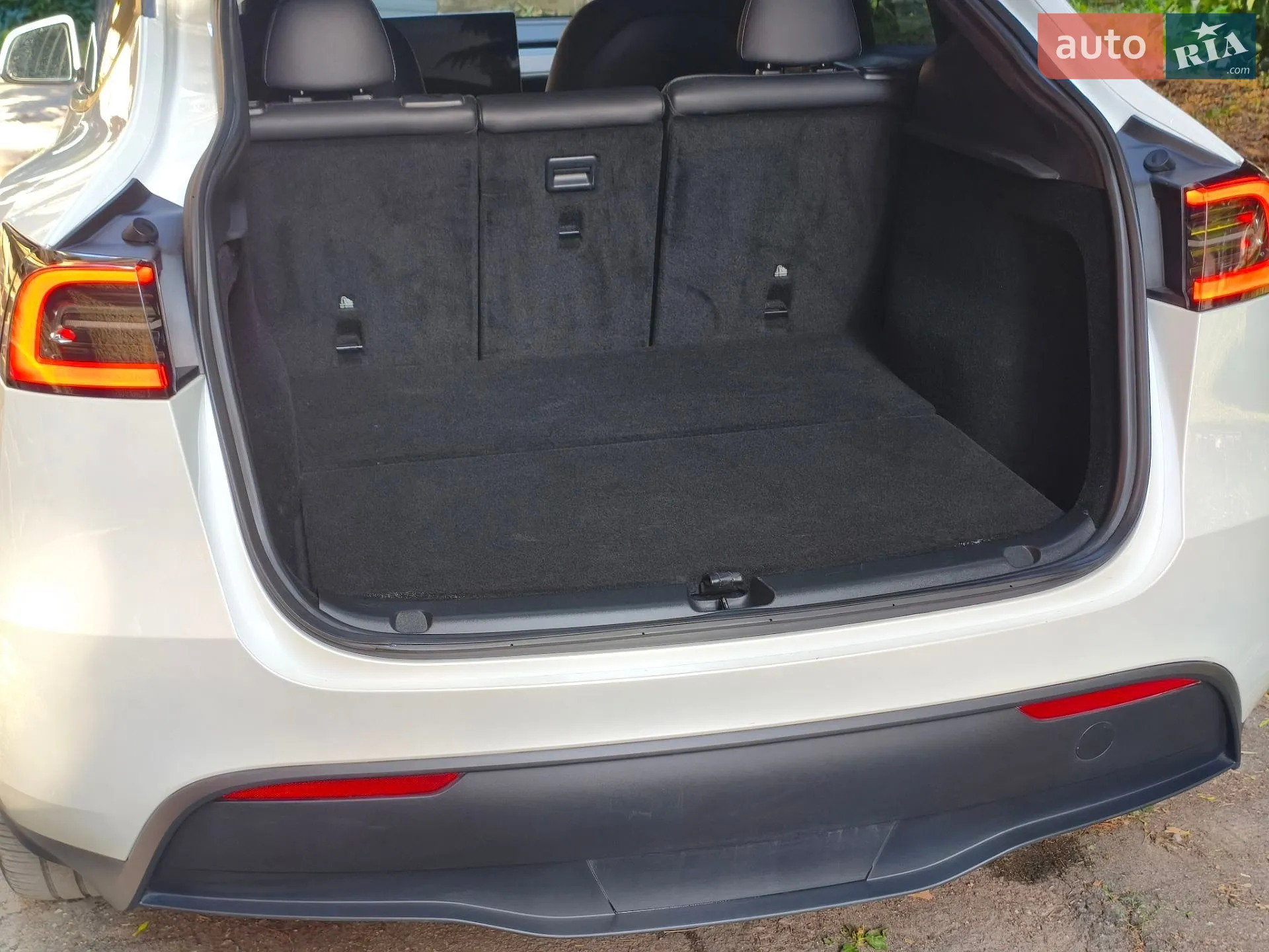 2023 Tesla Model Y - мініатюра 28