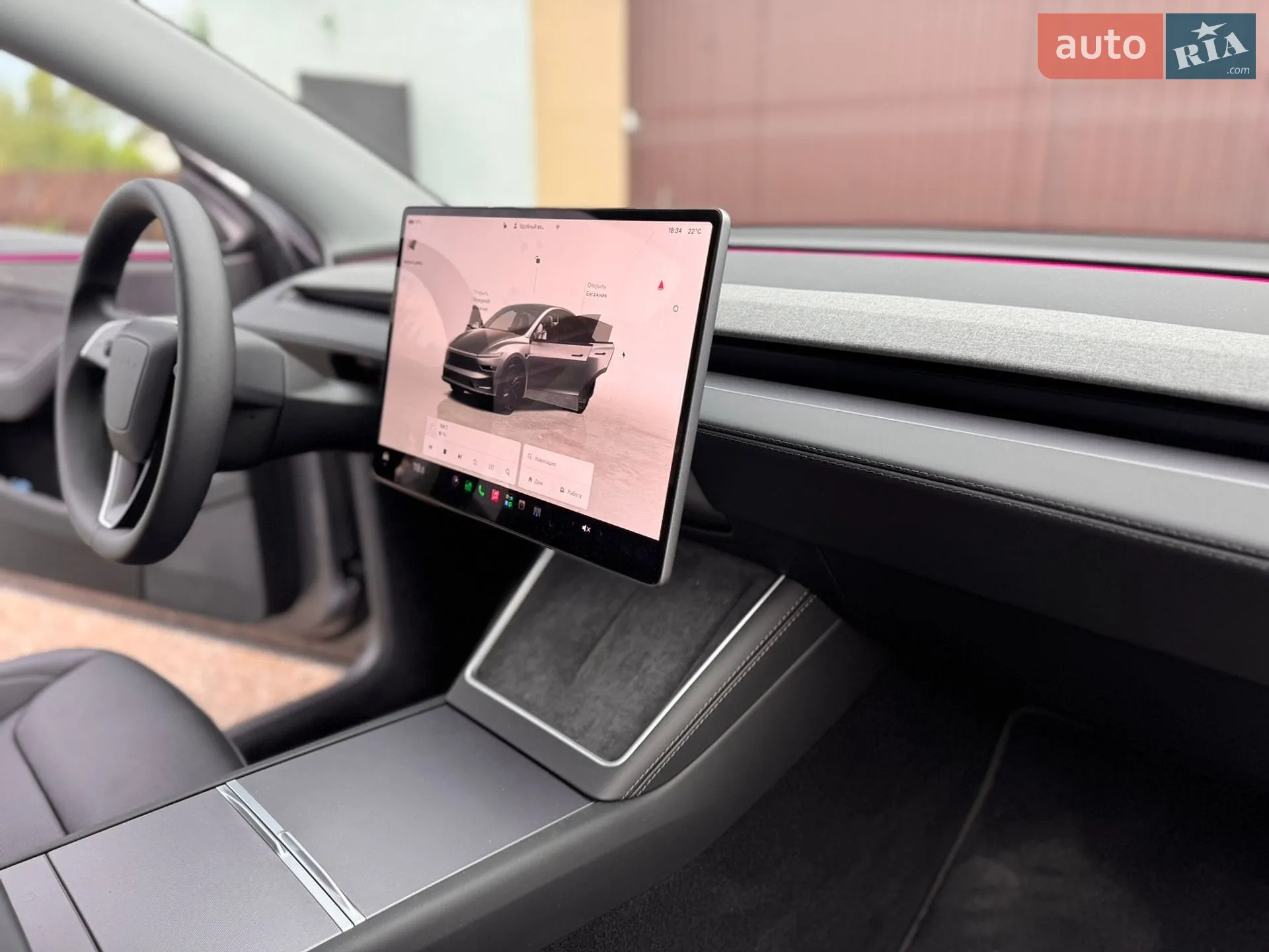 2025 Tesla Model Y - мініатюра 10