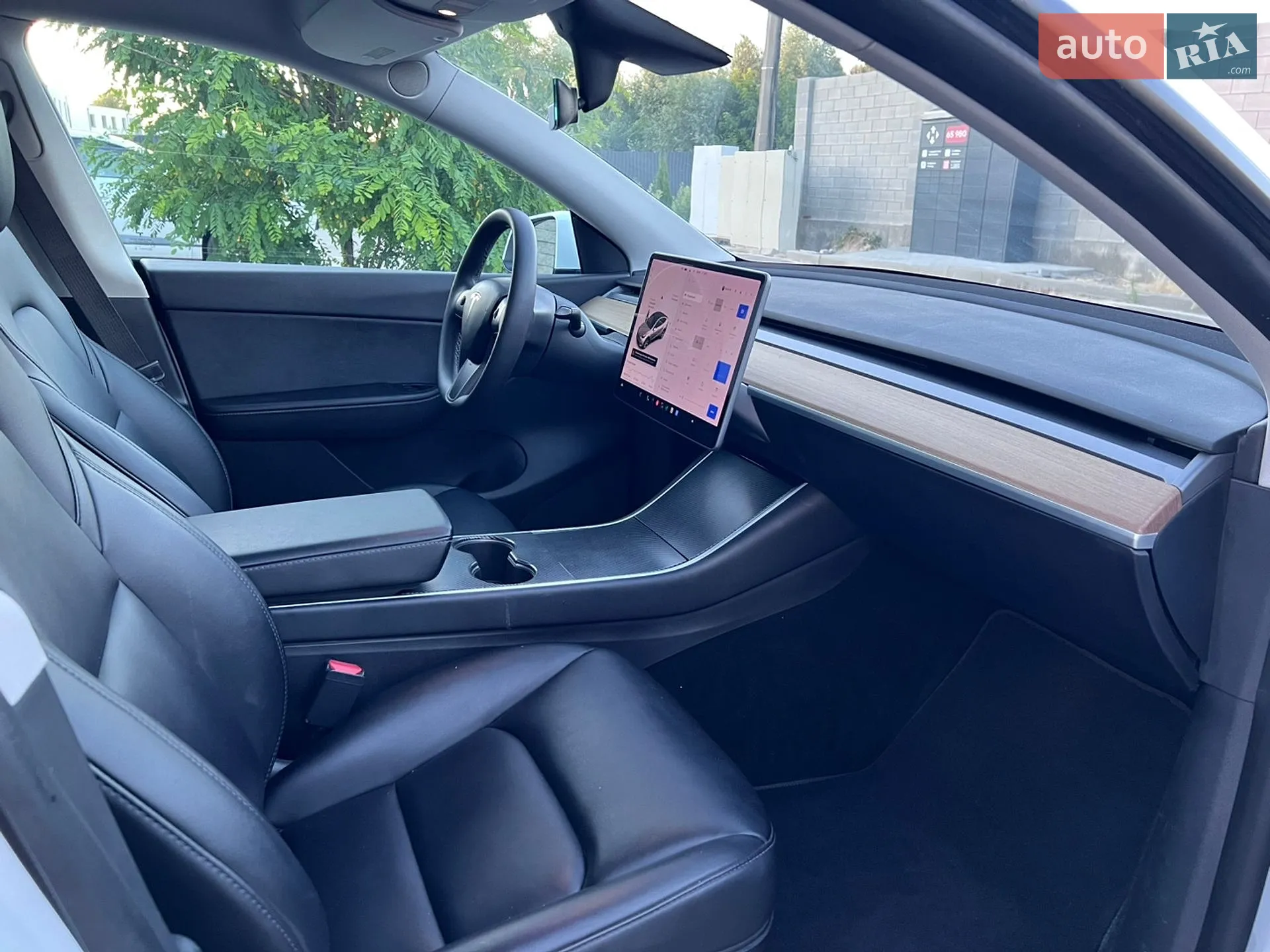 2020 Tesla Model Y - мініатюра 33