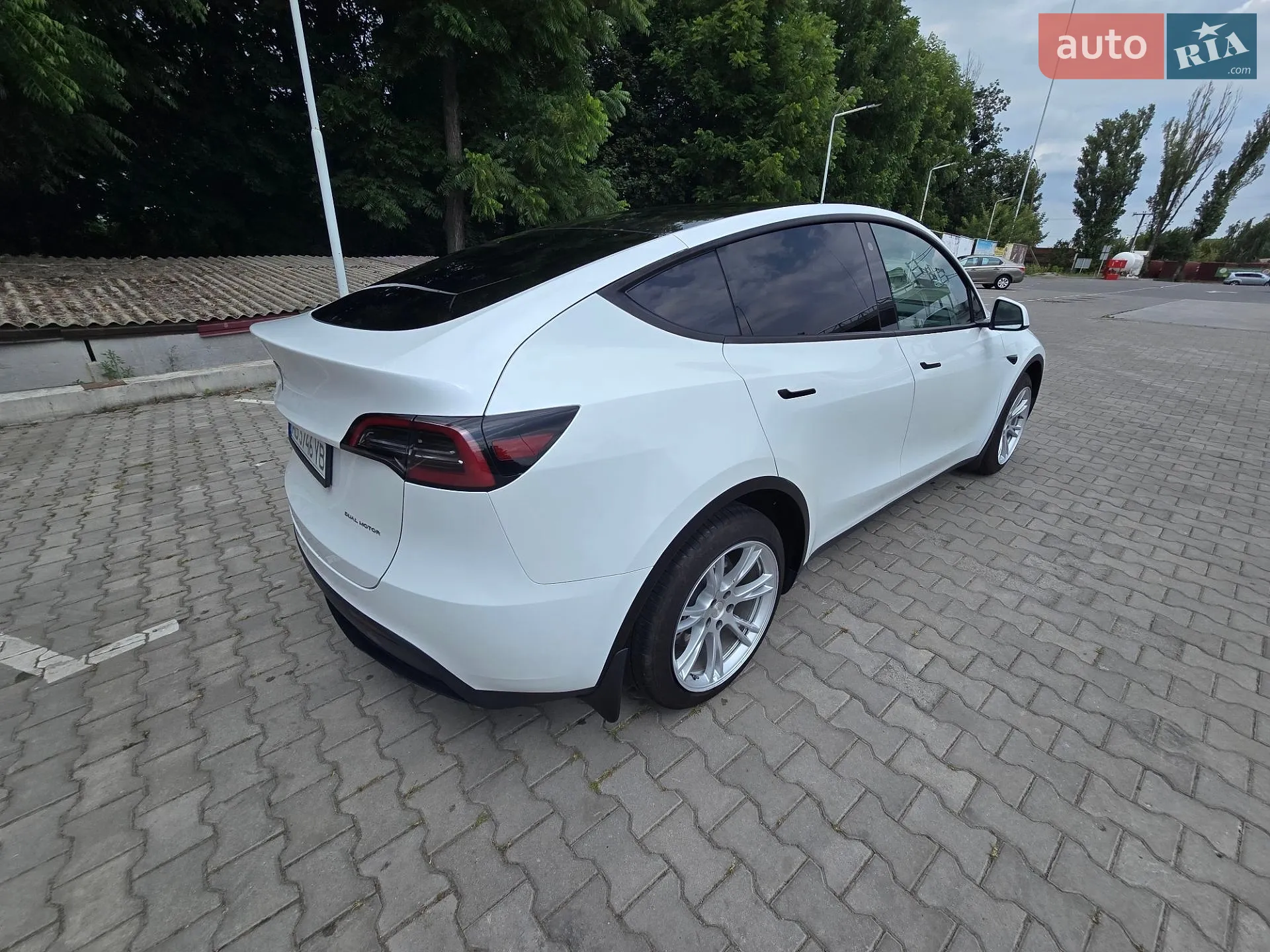 2022 Tesla Model Y - мініатюра 8