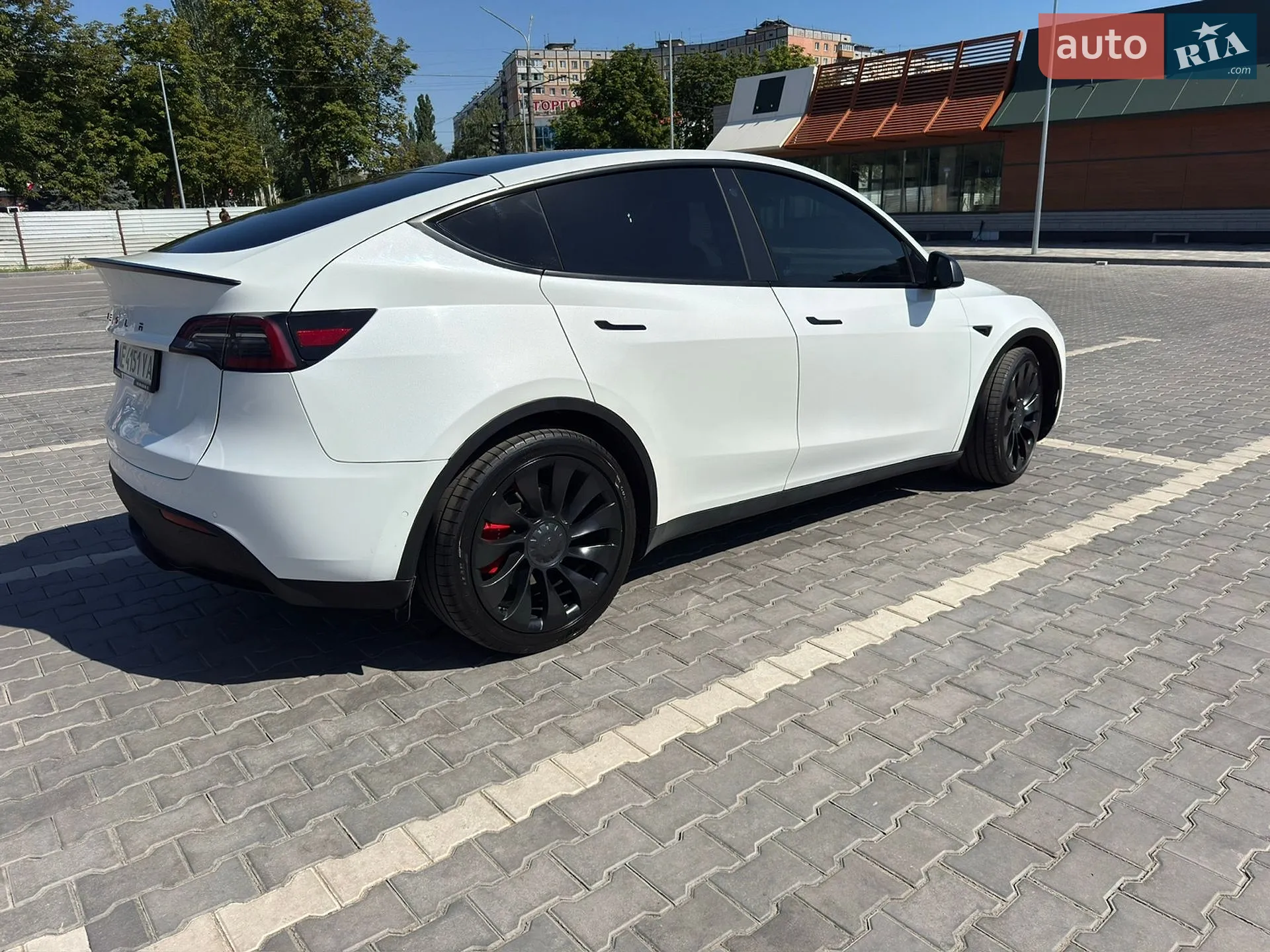 2021 Tesla Model Y - мініатюра 3