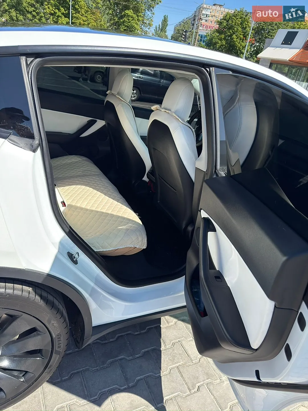 2021 Tesla Model Y - мініатюра 12