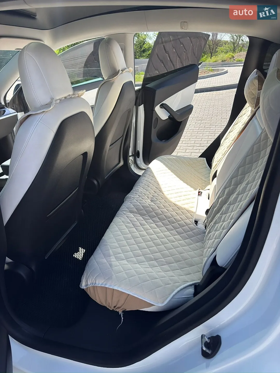 2021 Tesla Model Y - мініатюра 17