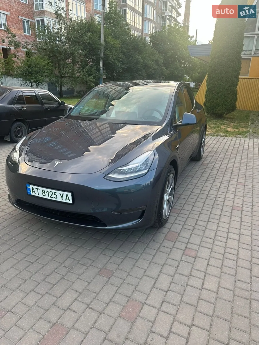 2021 Tesla Model Y - мініатюра 3