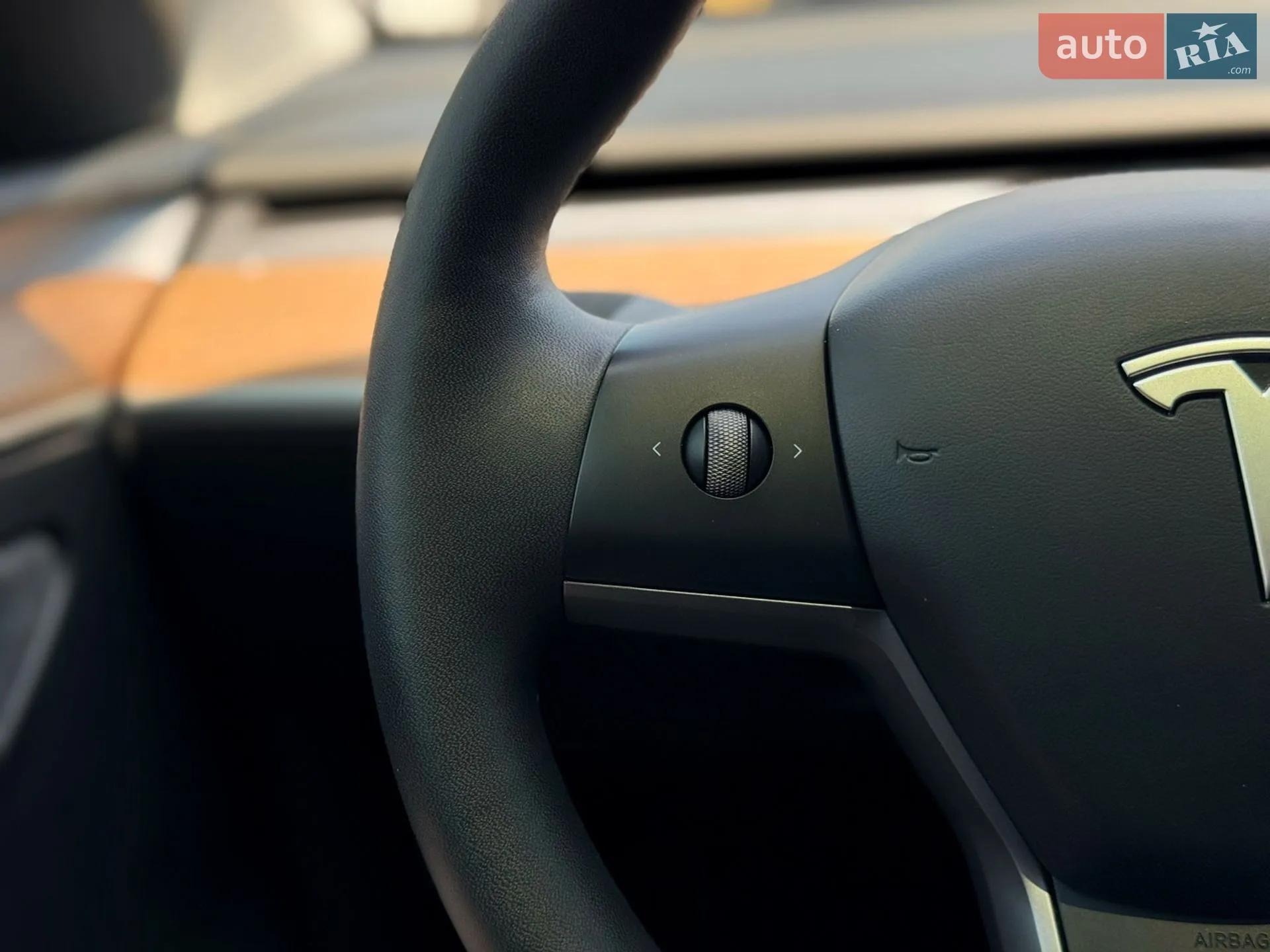 2023 Tesla Model Y - мініатюра 21