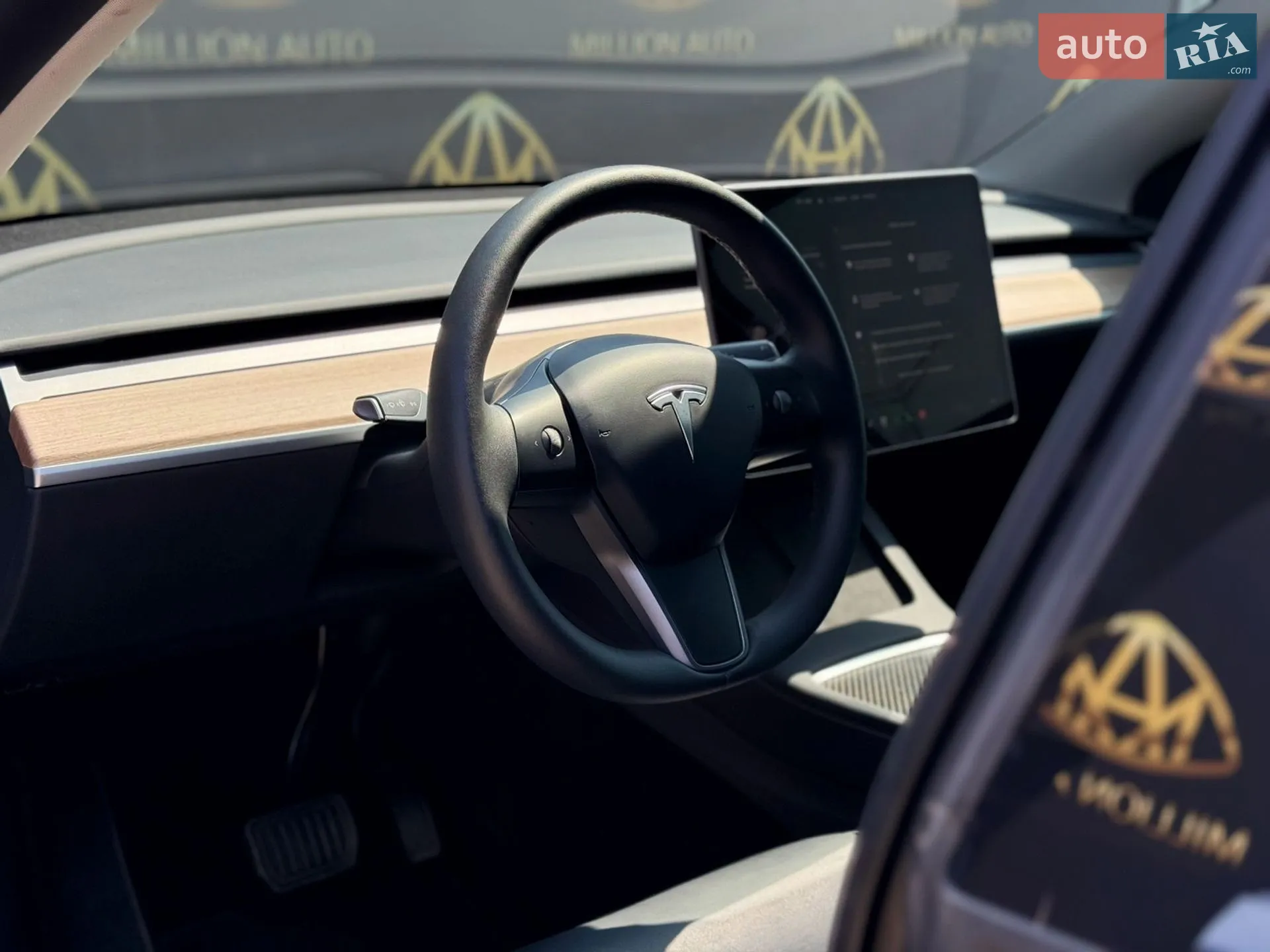 2023 Tesla Model Y - мініатюра 9
