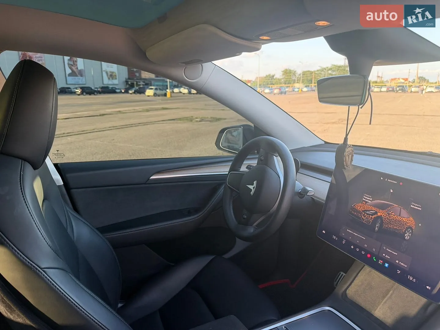 2023 Tesla Model Y - мініатюра 24