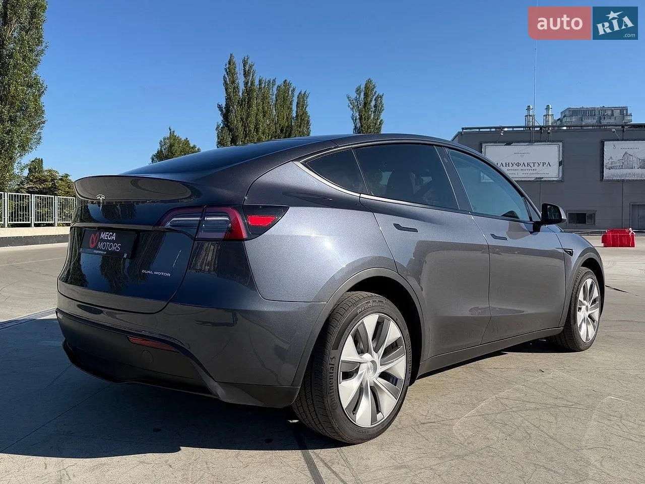 2022 Tesla Model Y - мініатюра 8