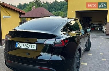 Внедорожник / Кроссовер Tesla Model Y 2023 в Старом Самборе
