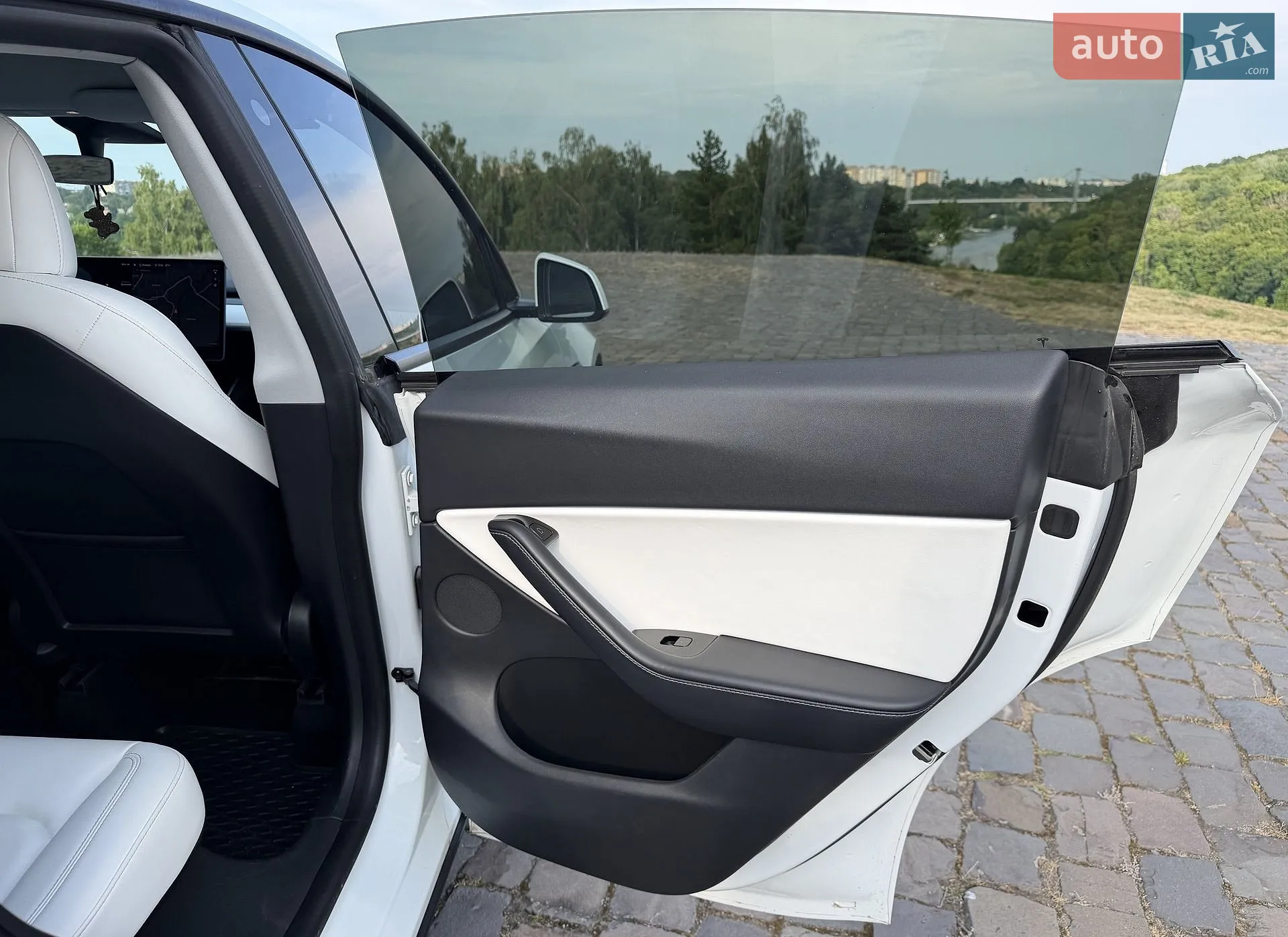 2020 Tesla Model Y - мініатюра 25