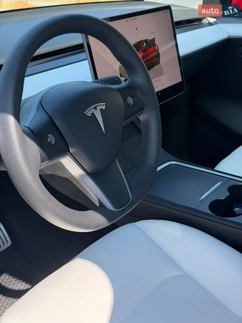 2022 Tesla Model Y - мініатюра 14