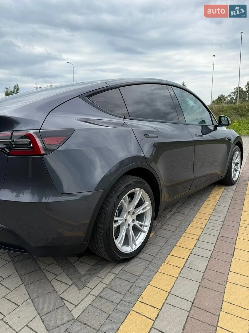 2021 Tesla Model Y - мініатюра 10