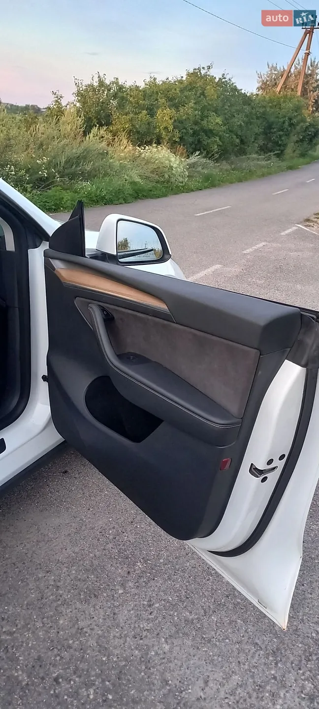 2022 Tesla Model Y - мініатюра 12