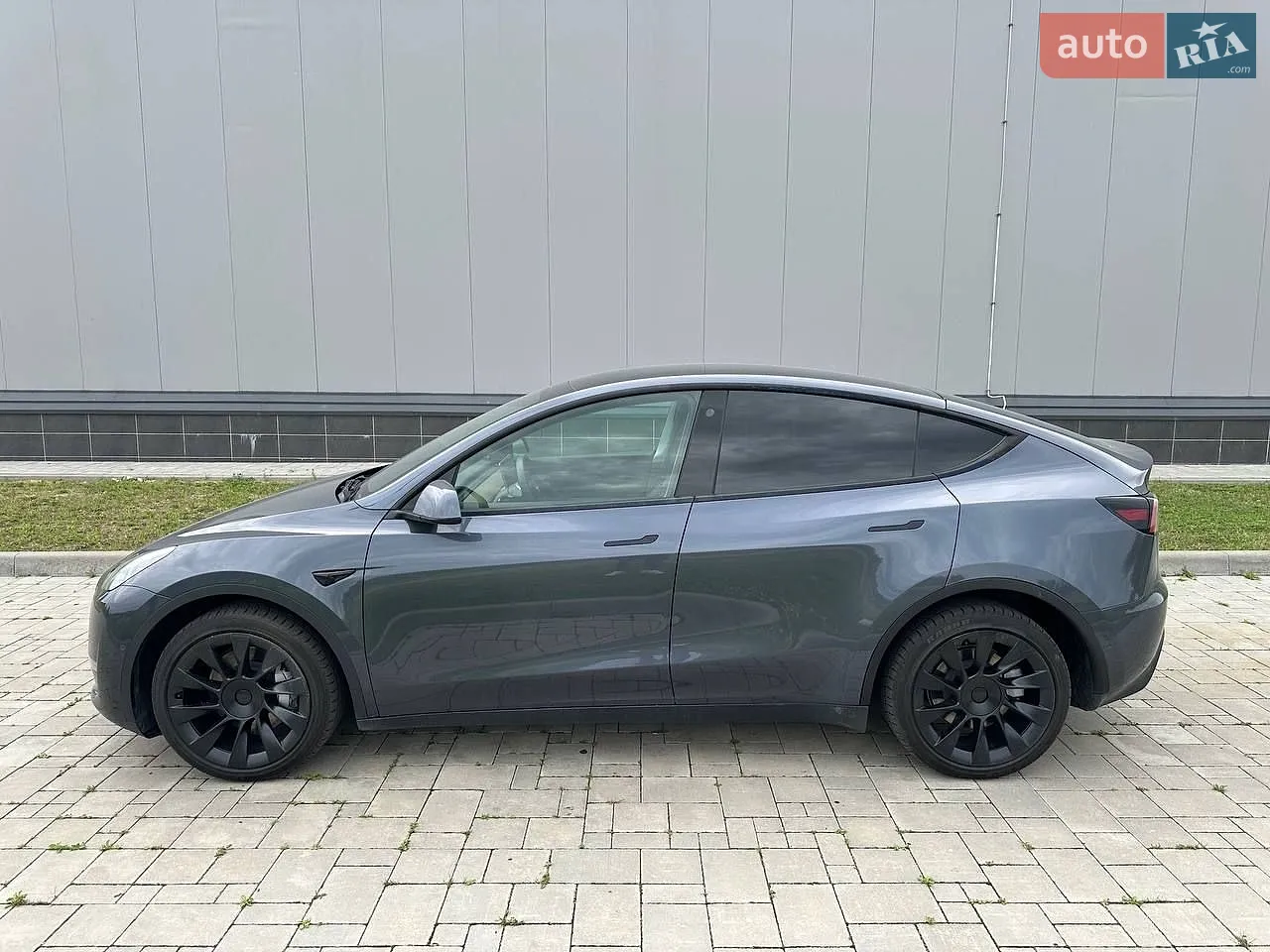 2022 Tesla Model Y - мініатюра 8