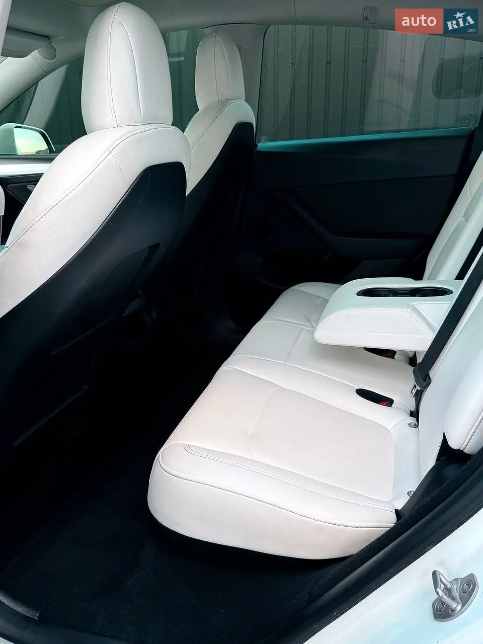 2022 Tesla Model Y - мініатюра 14