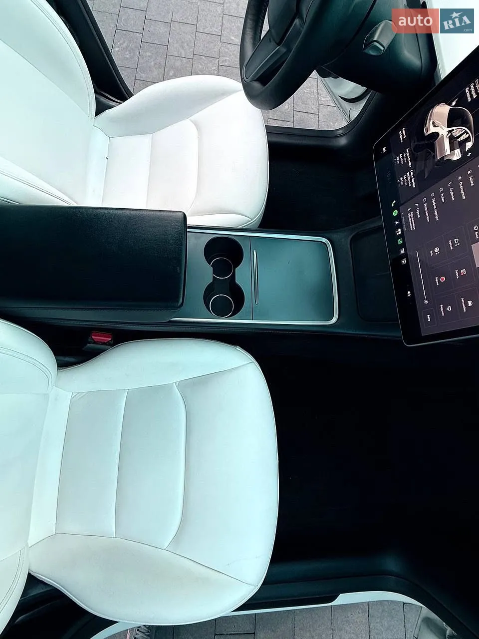 2022 Tesla Model Y - мініатюра 19