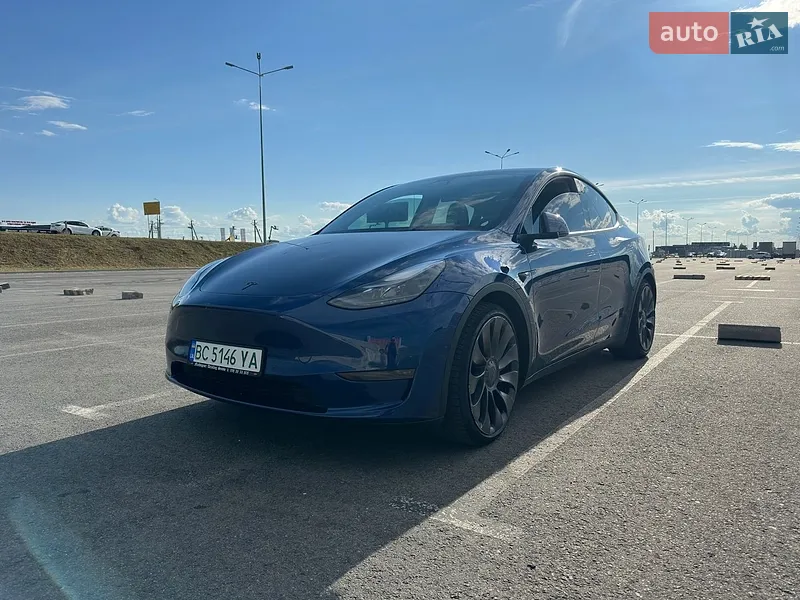 Tesla Model Y