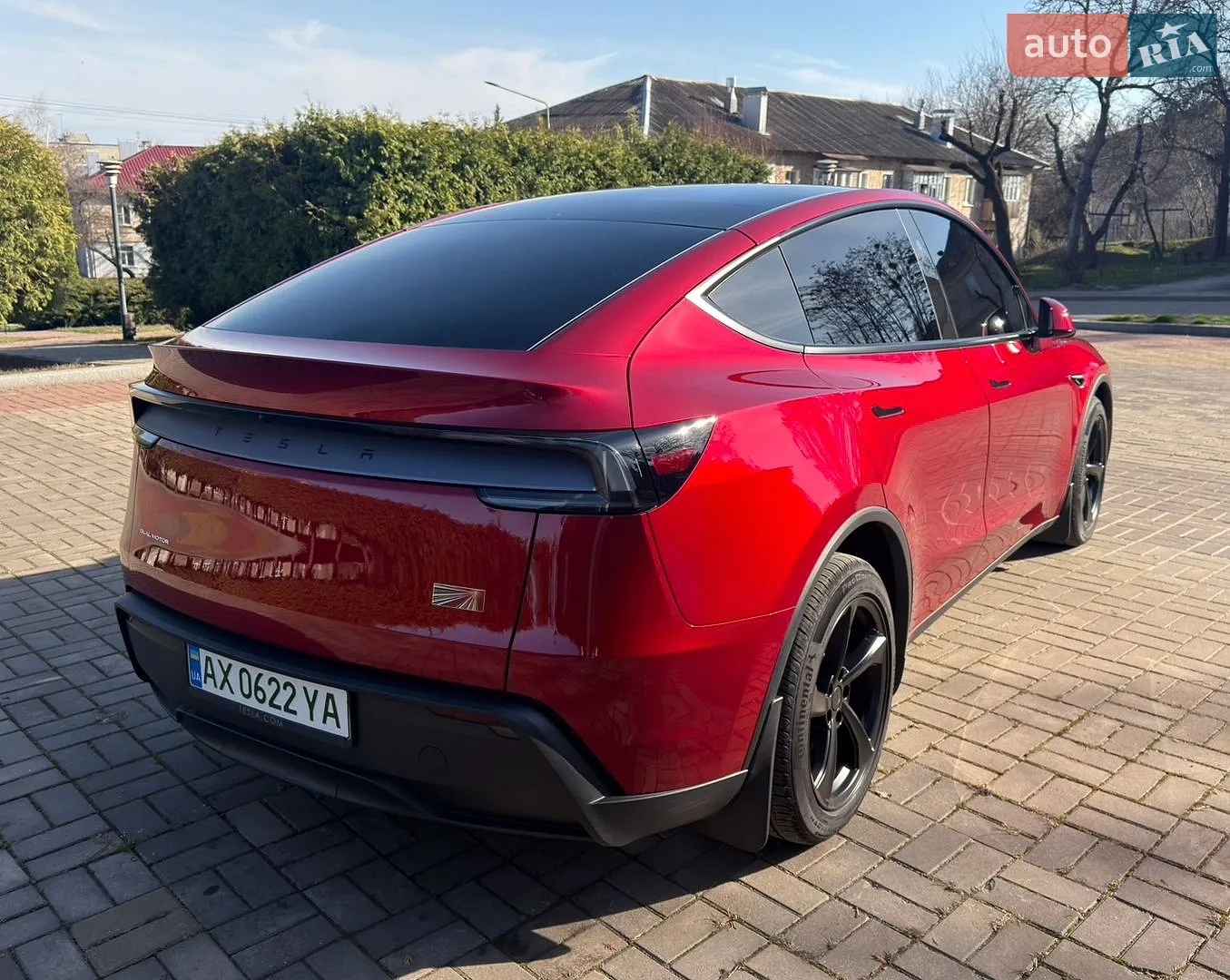 2025 Tesla Model Y - мініатюра 10