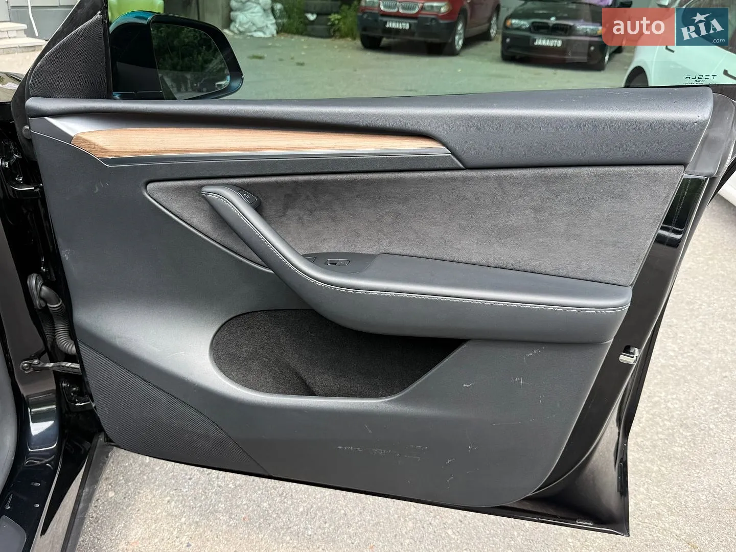 2024 Tesla Model Y - мініатюра 16