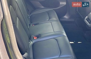 Внедорожник / Кроссовер Tesla Model Y 2023 в Трускавце