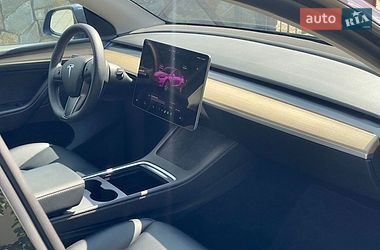 Внедорожник / Кроссовер Tesla Model Y 2023 в Трускавце