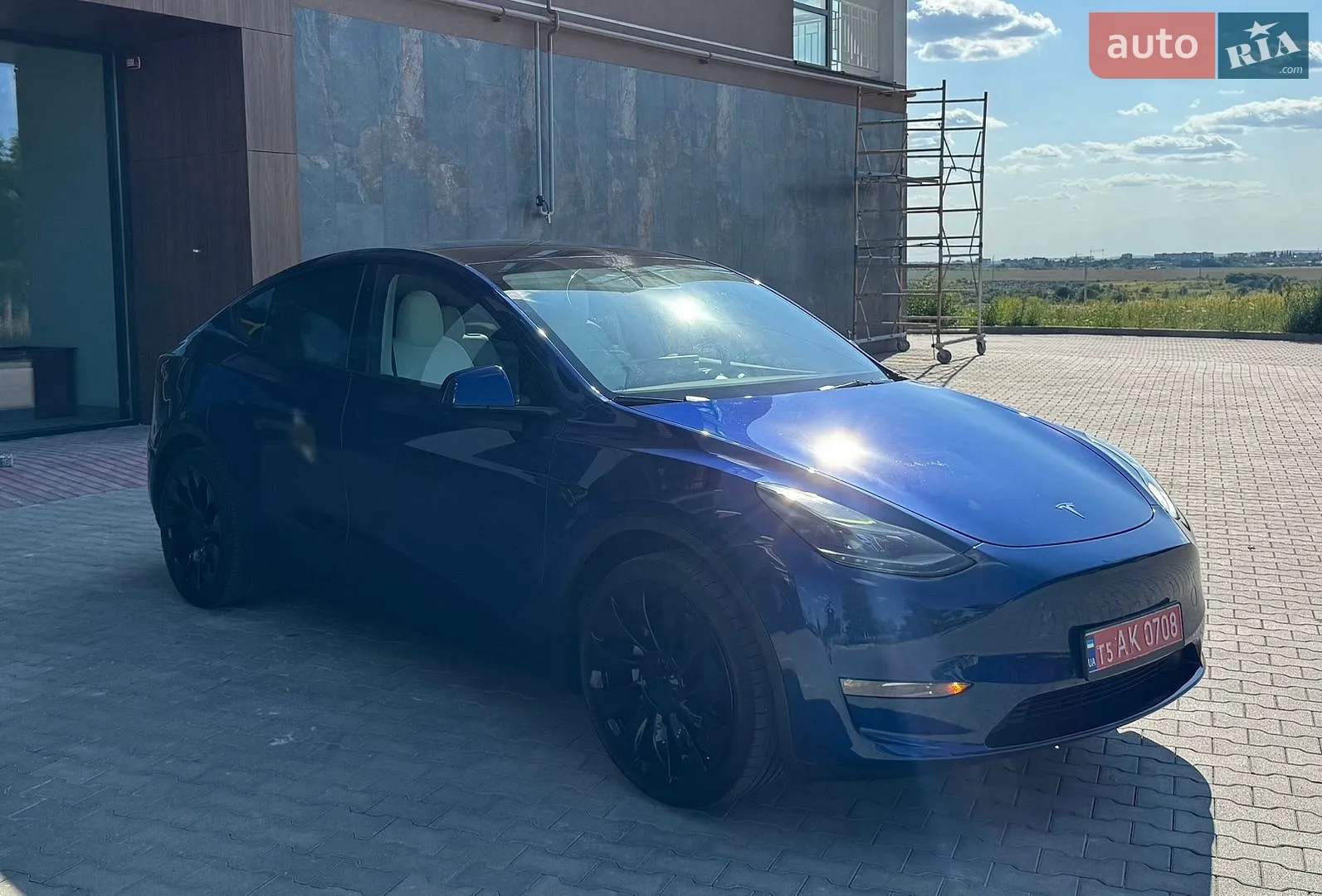 2024 Tesla Model Y - мініатюра 6