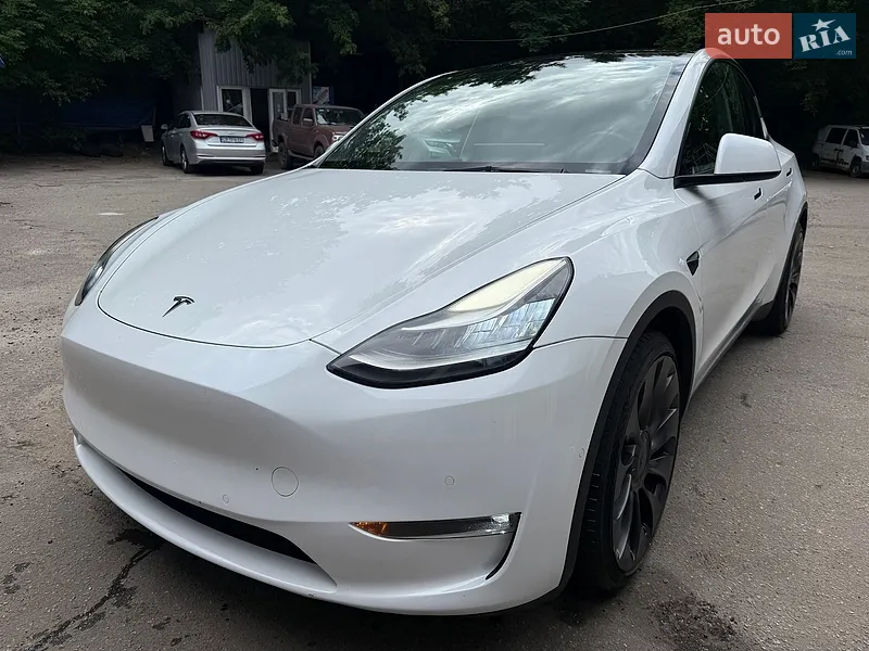 Tesla Model Y