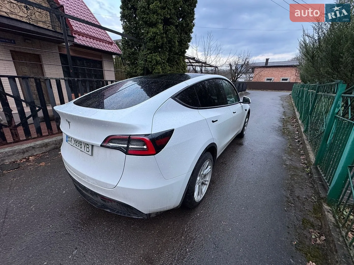 2022 Tesla Model Y - мініатюра 4