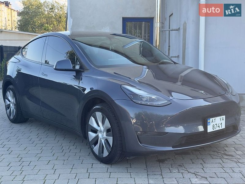 Внедорожник / Кроссовер Tesla Model Y 2020 в Ивано-Франковске