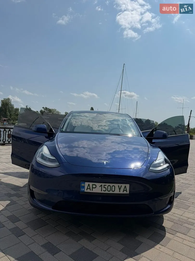 2023 Tesla Model Y - мініатюра 3