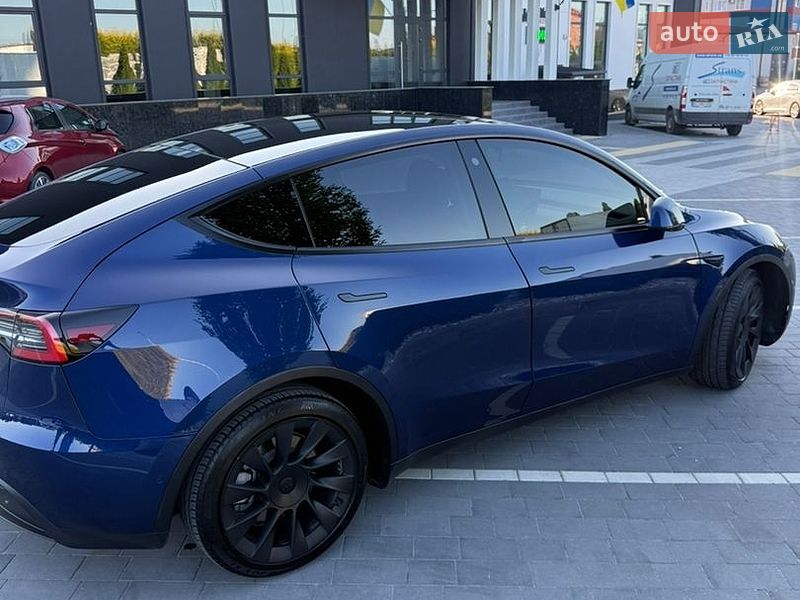 Внедорожник / Кроссовер Tesla Model Y 2020 в Городке