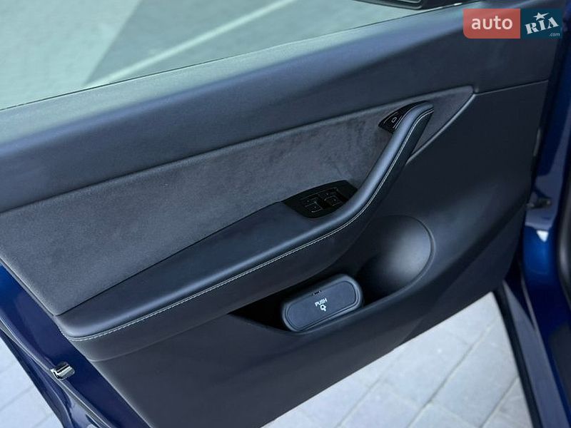 Внедорожник / Кроссовер Tesla Model Y 2020 в Городке