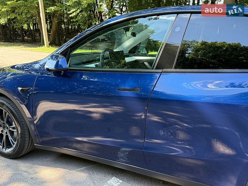 Позашляховик / Кросовер Tesla Model Y 2024 в Львові