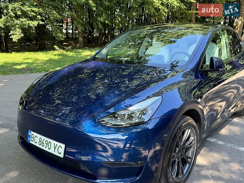 Позашляховик / Кросовер Tesla Model Y 2024 в Львові