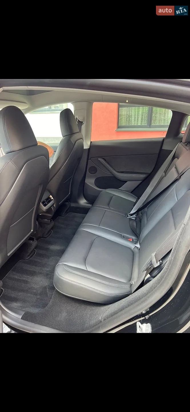 2022 Tesla Model Y - мініатюра 9