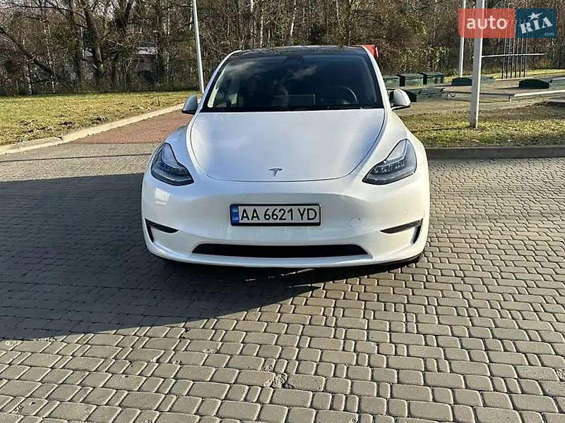 Позашляховик / Кросовер Tesla Model Y 2022 в Києві