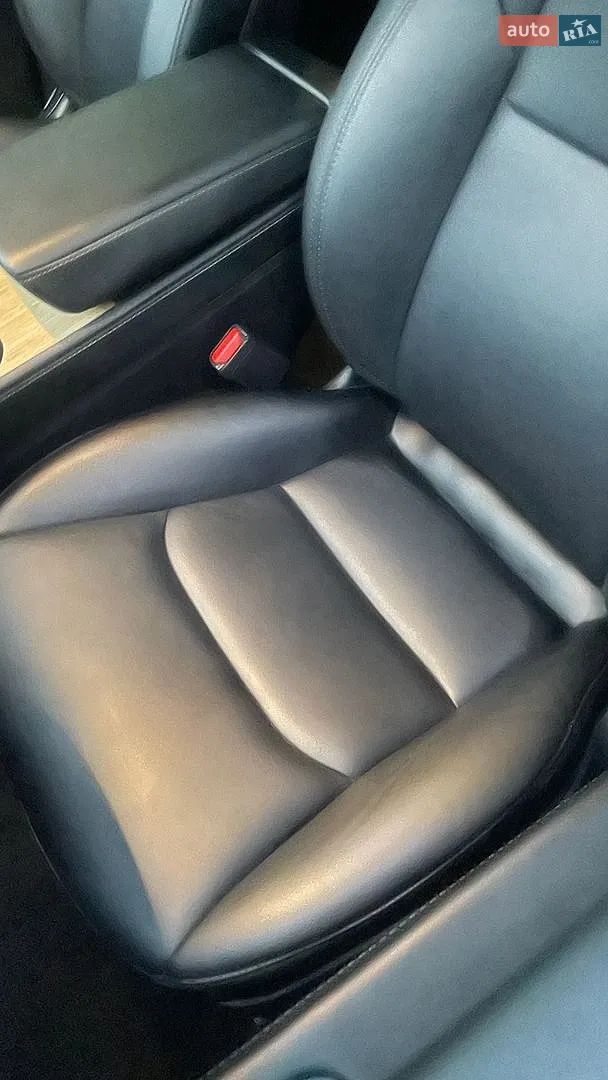 2024 Tesla Model Y - мініатюра 26