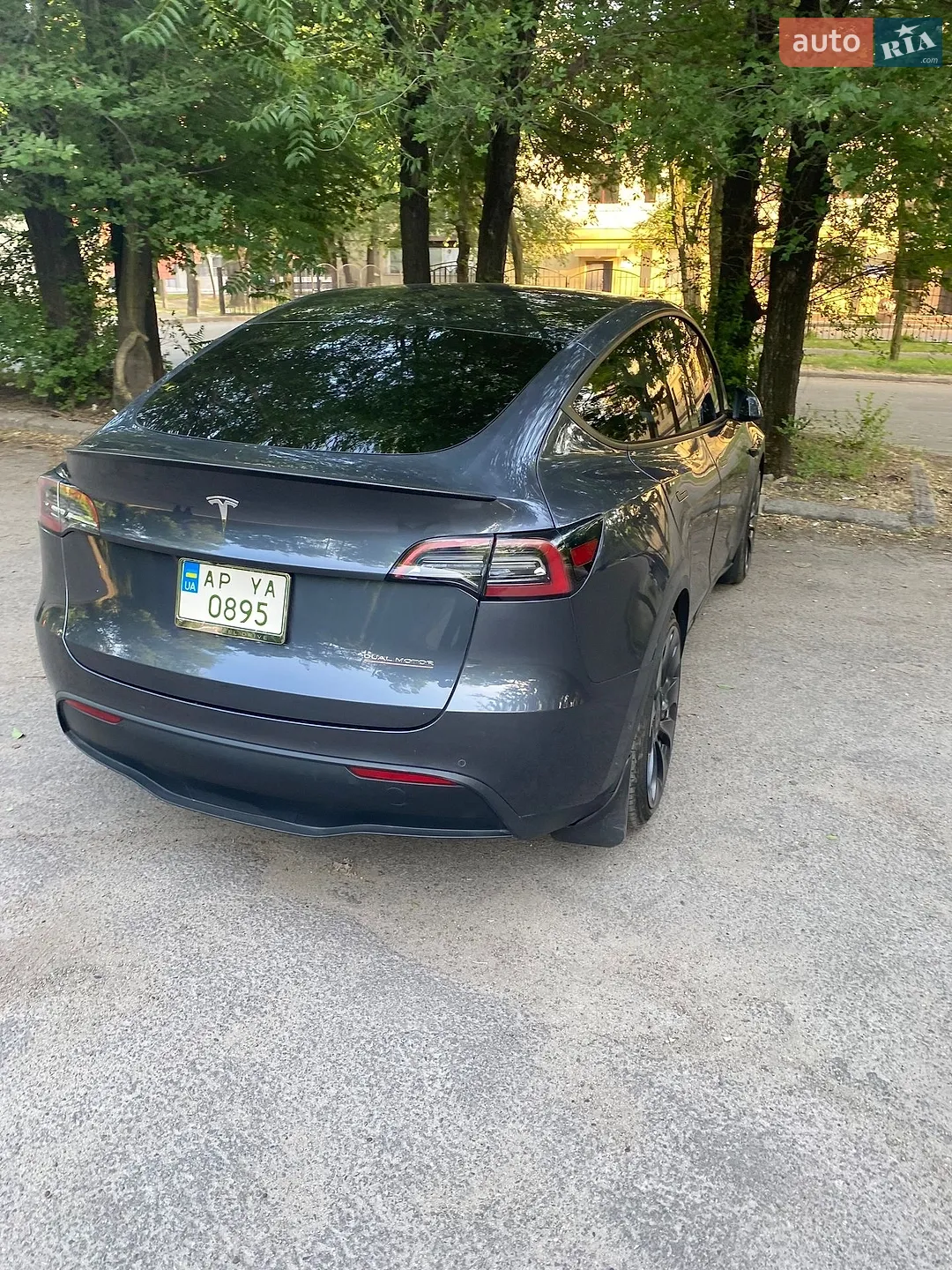 2022 Tesla Model Y - мініатюра 2