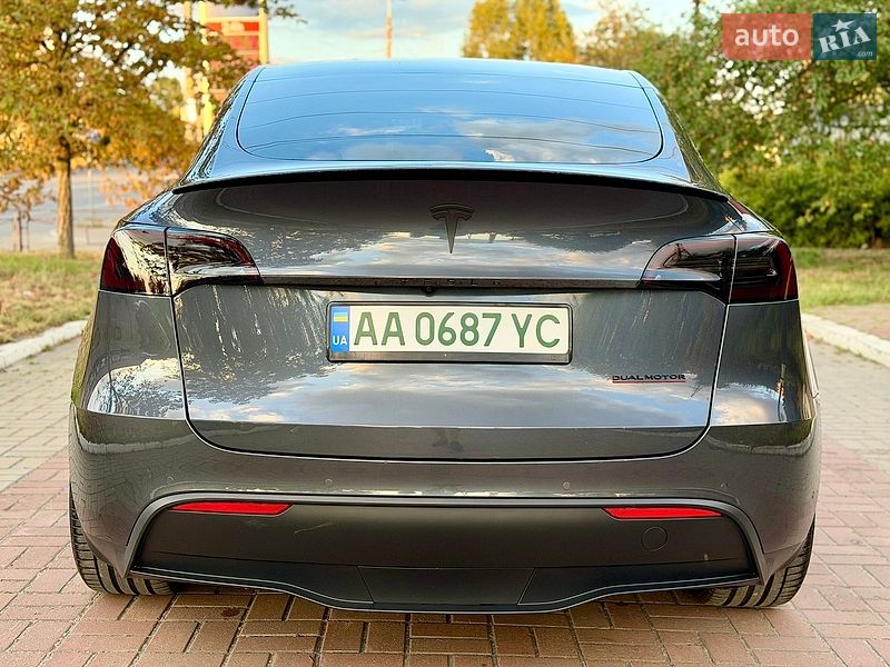 Позашляховик / Кросовер Tesla Model Y 2022 в Києві фото 6 Позашляховик / Кросовер Tesla Model Y 2022 в Києві