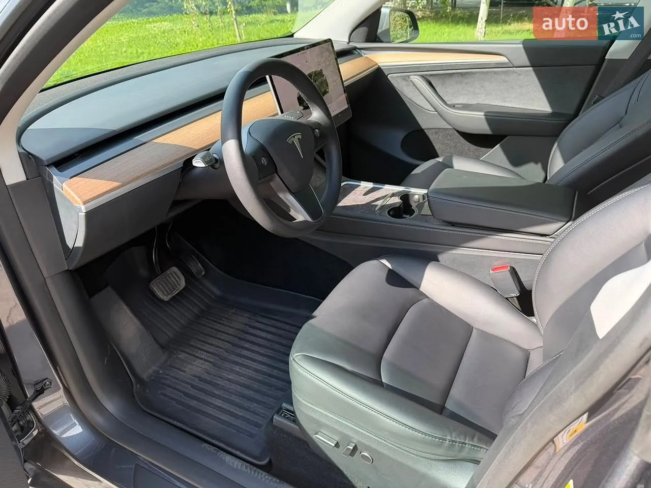 2023 Tesla Model Y - мініатюра 8