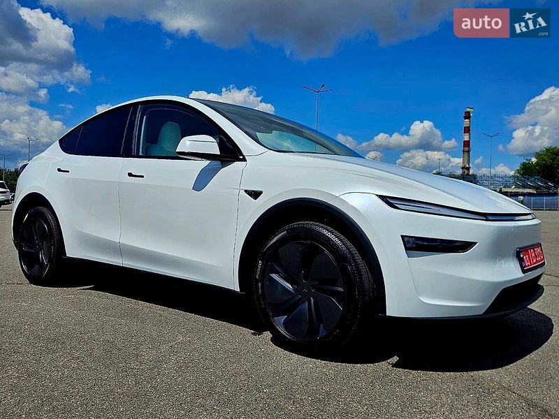 Позашляховик / Кросовер Tesla Model Y 2025 в Дніпрі
