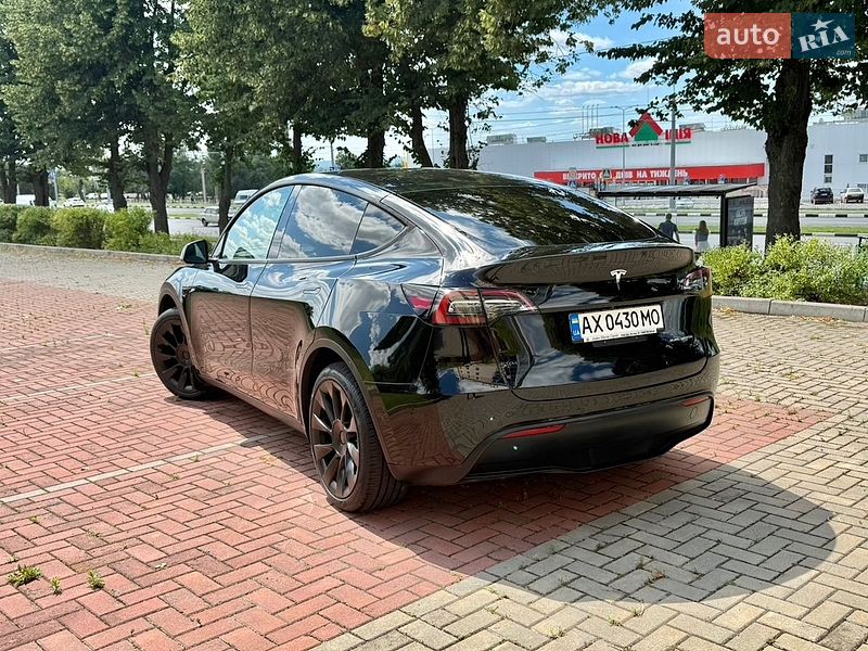 Внедорожник / Кроссовер Tesla Model Y 2021 в Харькове
